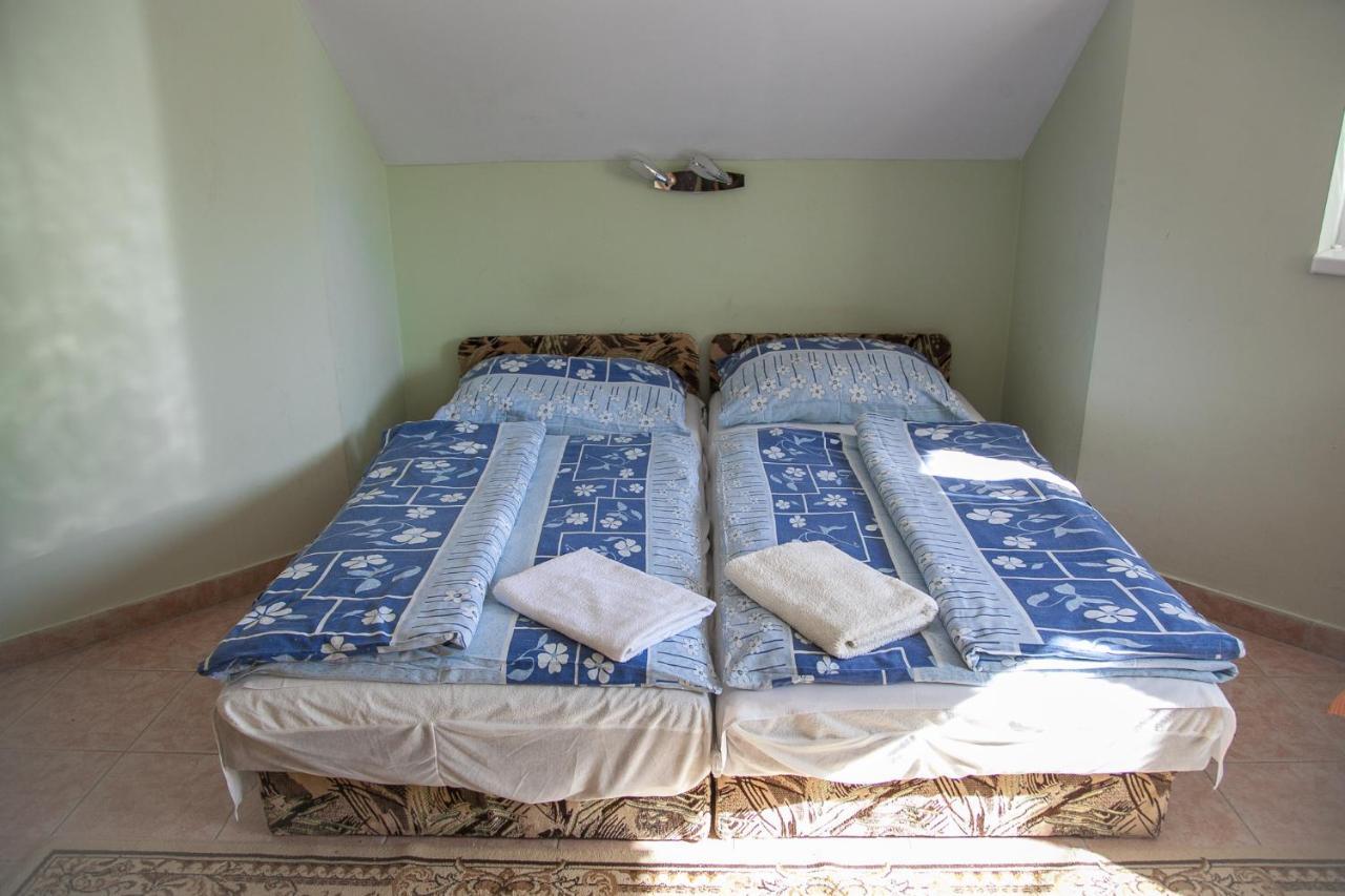 Izabella Panzio Bed & Breakfast Hajdúszoboszló Eksteriør bilde