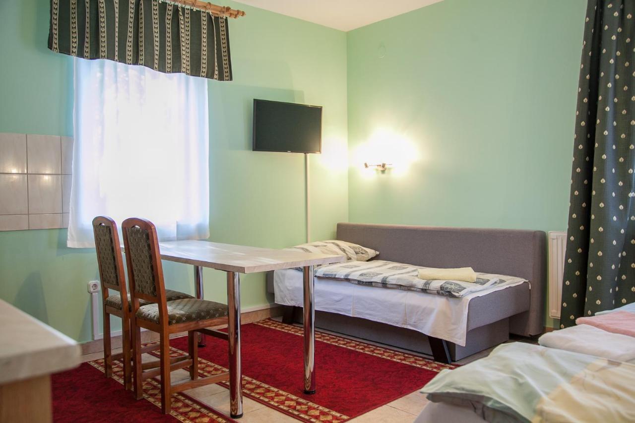 Izabella Panzio Bed & Breakfast Hajdúszoboszló Eksteriør bilde
