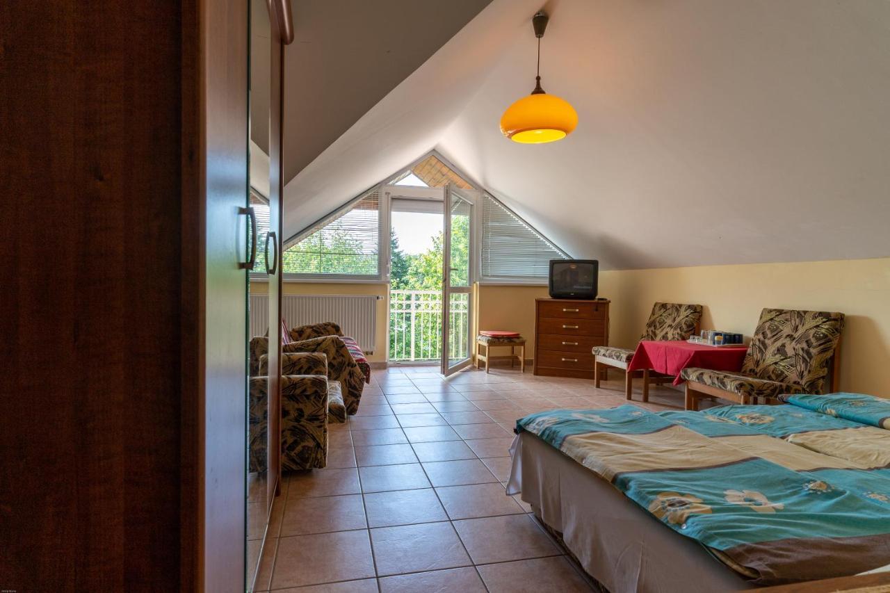 Izabella Panzio Bed & Breakfast Hajdúszoboszló Eksteriør bilde