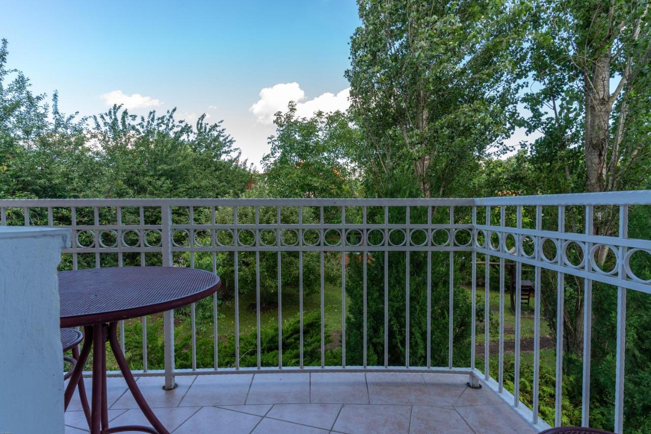 Izabella Panzio Bed & Breakfast Hajdúszoboszló Eksteriør bilde