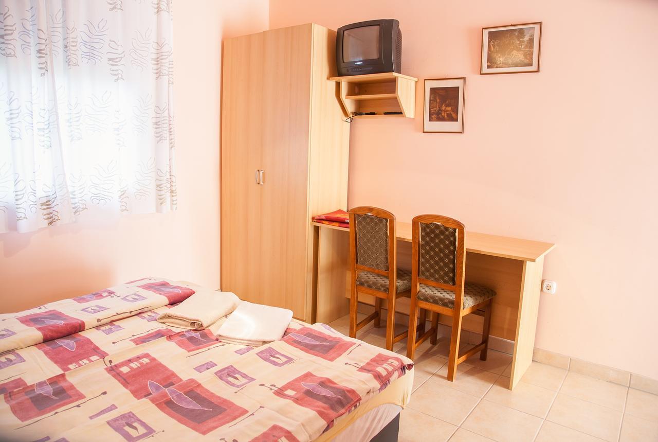 Izabella Panzio Bed & Breakfast Hajdúszoboszló Eksteriør bilde