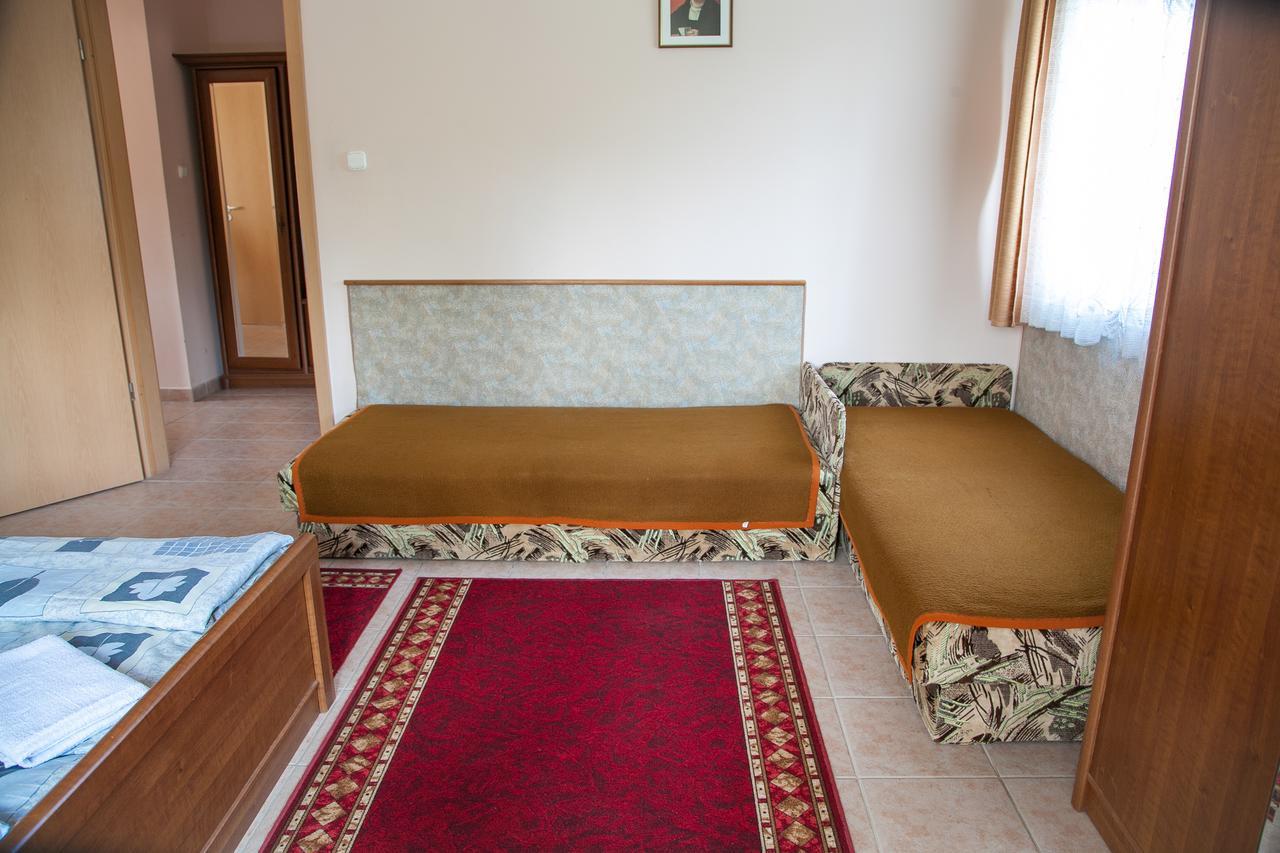 Izabella Panzio Bed & Breakfast Hajdúszoboszló Eksteriør bilde