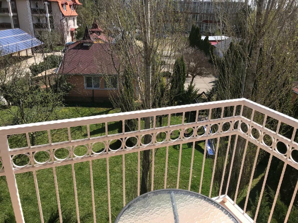 Izabella Panzio Bed & Breakfast Hajdúszoboszló Eksteriør bilde